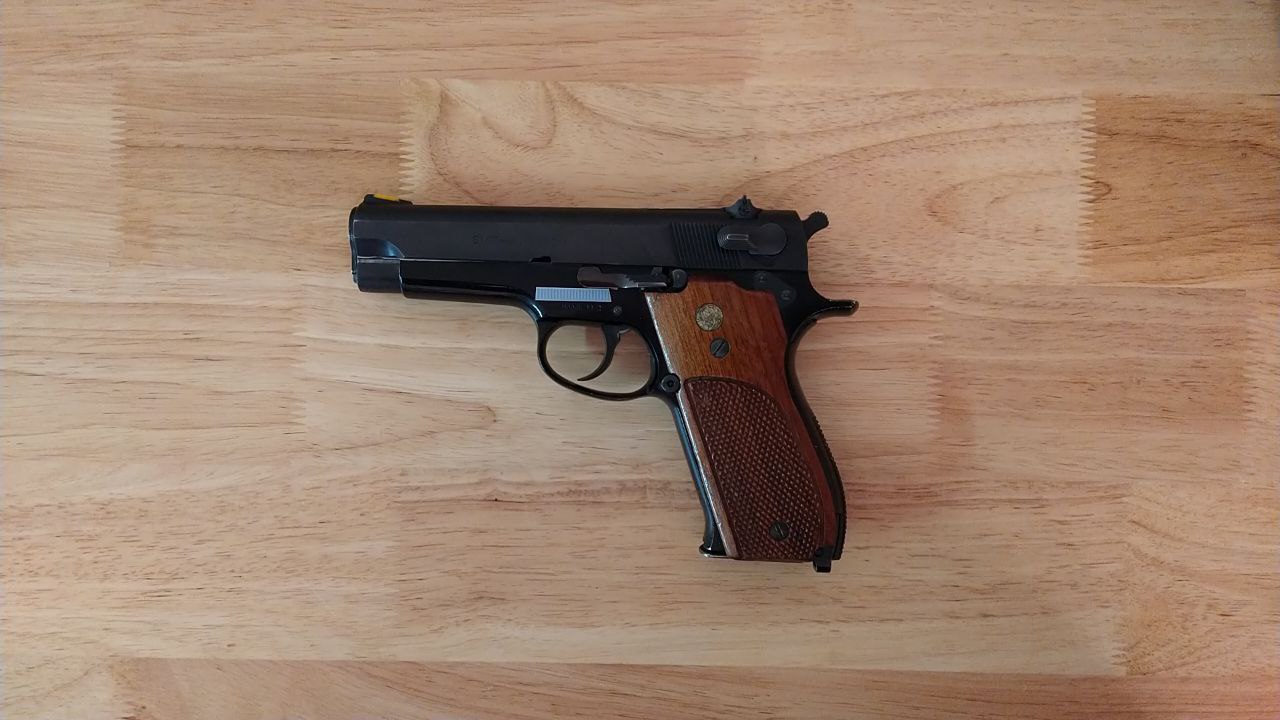 Pistool Smith & Wesson